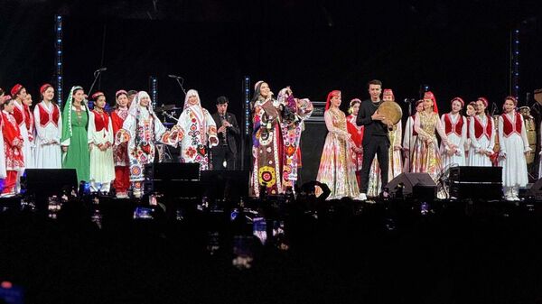 Концерт с участием звезд Таджикистана, посвященный Наврузу. - Sputnik Таджикистан