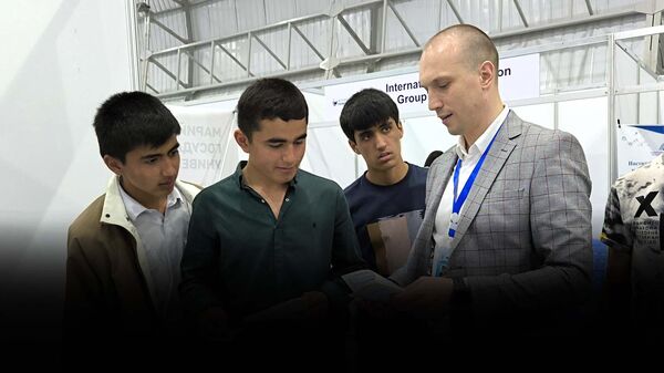 В Таджикистане рассказали о программах российских ВУЗов. В Таджикистане рассказали о программах российских ВУЗов. - Sputnik Таджикистан