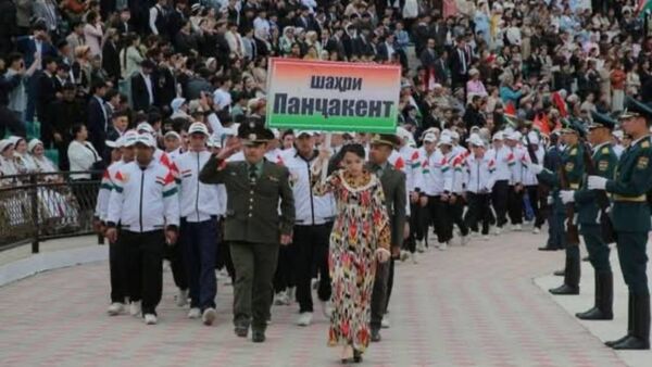 Пенджикент выполнил на 100% план весеннего призыва в армию, став первым городом в Согдийской области, сообщили местные власти - Sputnik Таджикистан