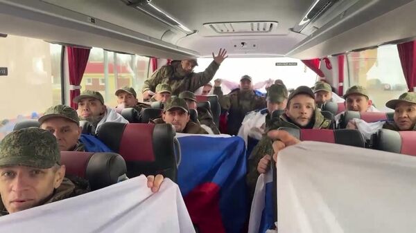 Обмен военнопленными между Россией и Украиной - Sputnik Таджикистан