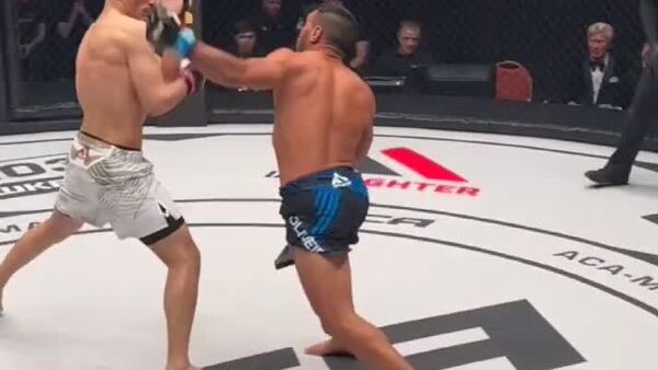 Хафиз Сокибеков одержал победу над сильным бразильским соперником - Sputnik Таджикистан