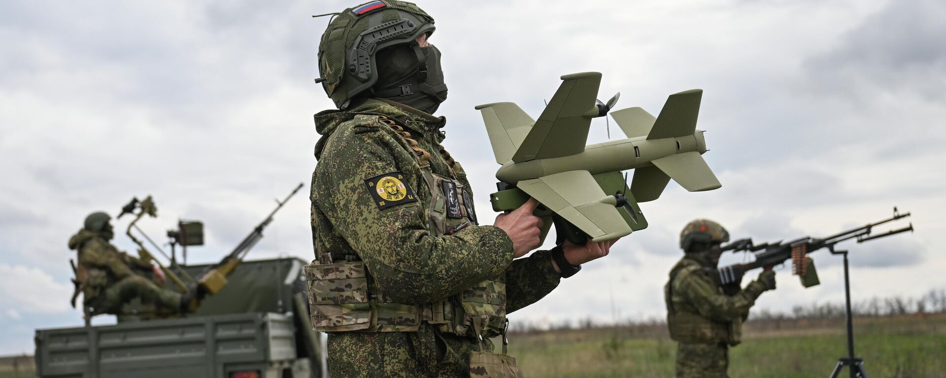 Боевая работа мобильной огневой группы группировки Южная на Константиновском направлении СВО - Sputnik Таджикистан, 1920, 14.04.2026