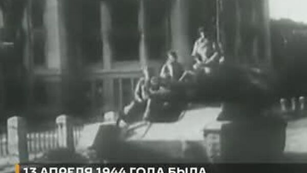 Рӯзи 13 апрели соли 1944 Артиши Сурх Симферополро аз истилои фашистон, ки 865 рӯз давом кард, озод кард - Sputnik Тоҷикистон