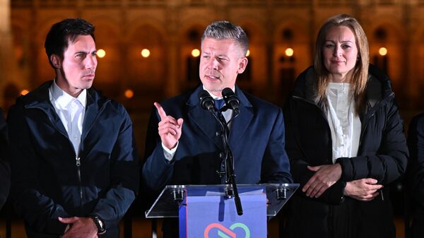 Партия Петера Мадьяра Тиса победила на выборах в Венгрии  - Sputnik Тоҷикистон