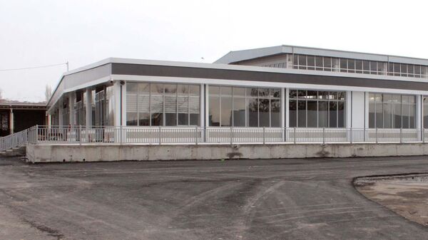 Торгово-сервисный центр Бозори Панджикент в Пенджикенте. - Sputnik Таджикистан