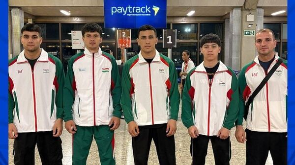 Таджикские боксеры прибыли в Бразилию для участия в первом этапе Кубка мира 2026 - Sputnik Таджикистан