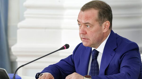 Заместитель председателя Совета безопасности РФ Дмитрий Медведев. - Sputnik Тоҷикистон