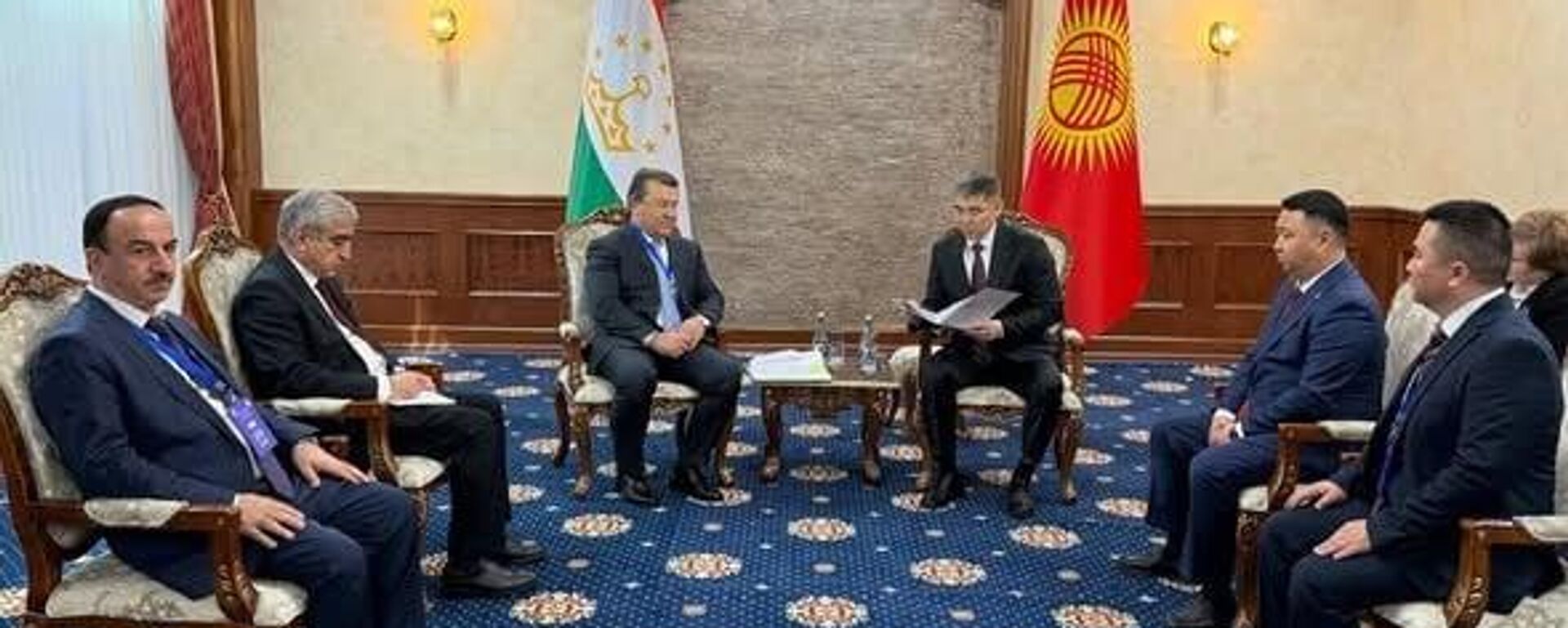 Тоҷикистону Қирғизистон ҳамкориҳоро дар бахши тандурустӣ густариш медиҳанд - Sputnik Тоҷикистон, 1920, 20.04.2026