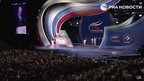 Собиқадорони амалиёти вижаи низомӣ қодиранд самаранокии ҳукуматҳои маҳаллиро афзоиш диҳанд, - Путин - Sputnik Тоҷикистон