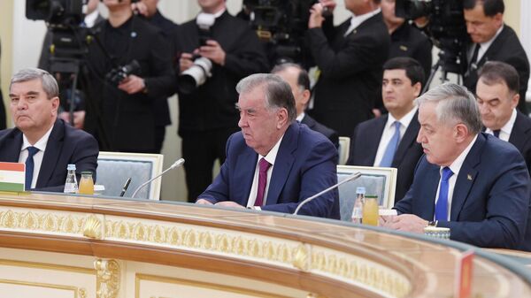 Pаседании Совета глав государств-учредителей Международного фонда спасения Арала. - Sputnik Тоҷикистон