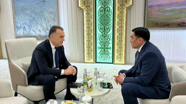 ‎ Вазири энергетикаи Тоҷикистон бо ҳамтои қазоқаш дар Остона мулоқот кардааст - Sputnik Тоҷикистон