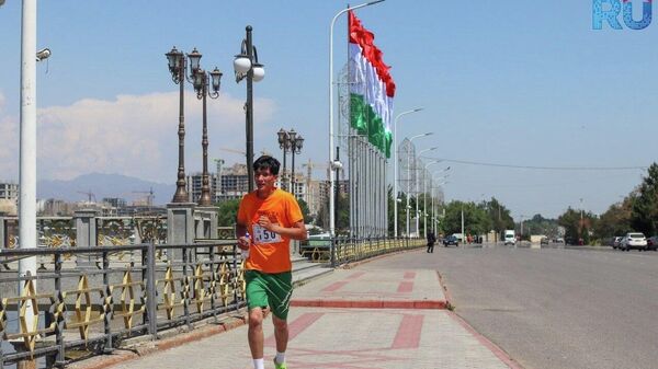 Зиёда аз 300 сокини Суғд дар Марафони ситорагӣ ба 65-умин солгарди парвози аввалини инсон ба кайҳон, ширкат варзиданд - Sputnik Тоҷикистон