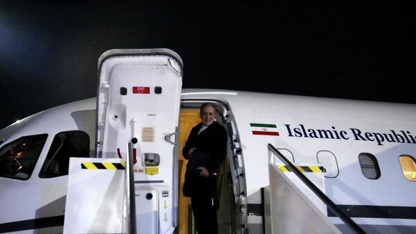 Глава МИД Ирана прибыл в Петербург на встречу с президентом России - Sputnik Таджикистан