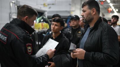 Рейд по проверке документов у мигрантов в Новосибирске