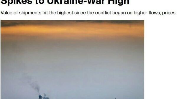 Россия достигла максимума экспорта нефти с начала конфликта на Украине, сообщает Bloomberg - Sputnik Таджикистан