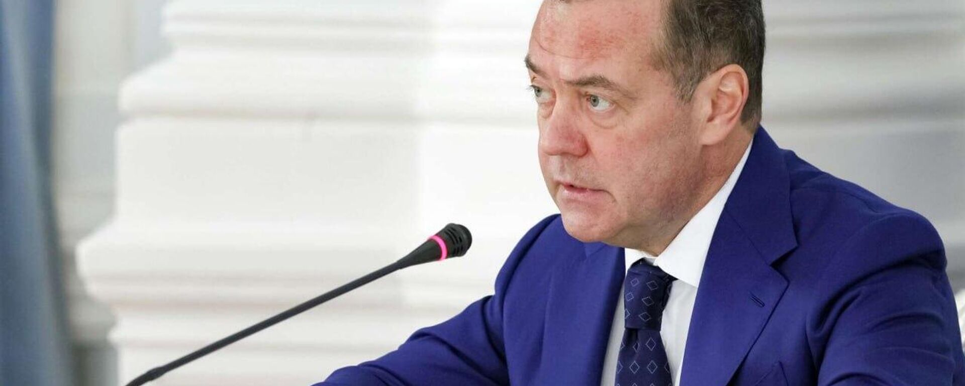 Берлин барои мусаллаҳ кардани Украина маблағи ҳангуфт сарф мекунад - Sputnik Тоҷикистон, 1920, 07.05.2026
