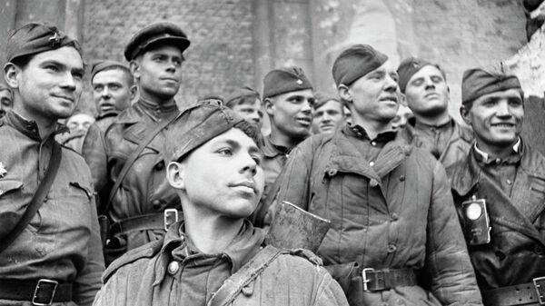Великая Отечественная война 1941-1945 гг. Берлинская наступательная операция. Штурм Берлина.  - Sputnik Таджикистан