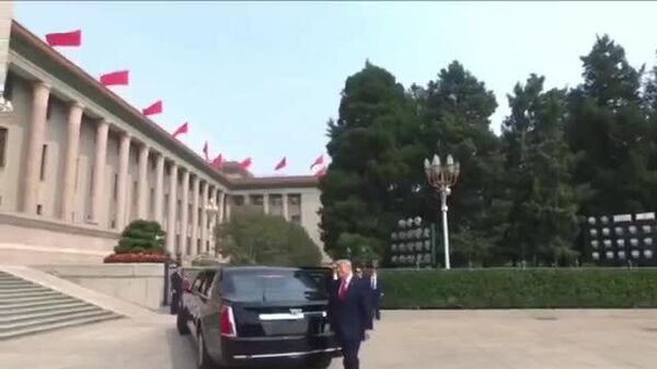 Трамп ҳангоми дастфишорӣ дар Пекин натавонист Си Ҷинпинро ба назди худ кашад - Sputnik Тоҷикистон