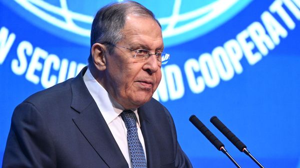 Министр иностранных дел России Сергей Лавров. - Sputnik Тоҷикистон