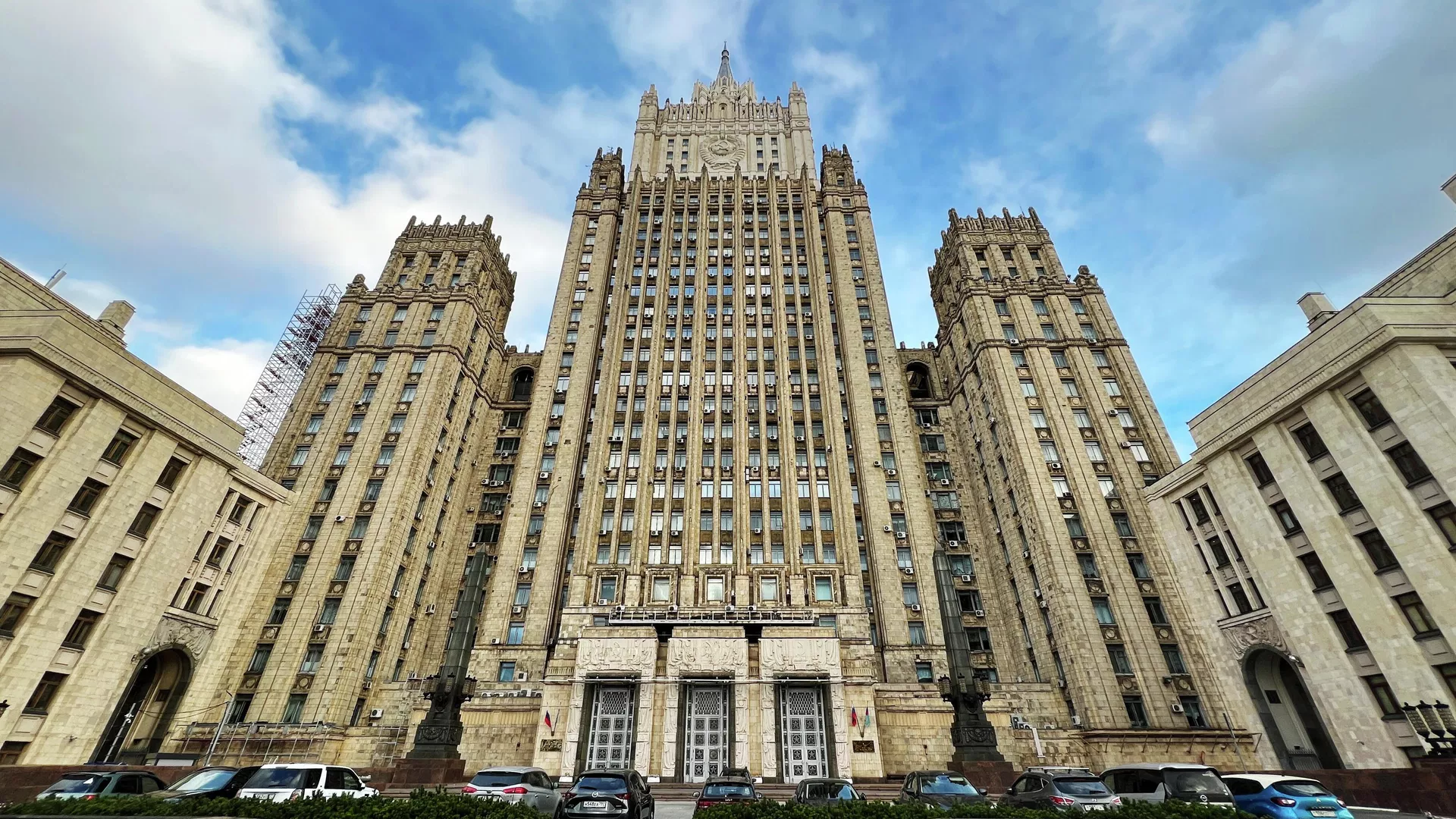 Маскав Латвияро аз иштирок дар ҳамл алайҳи Русия ҳушдор дод