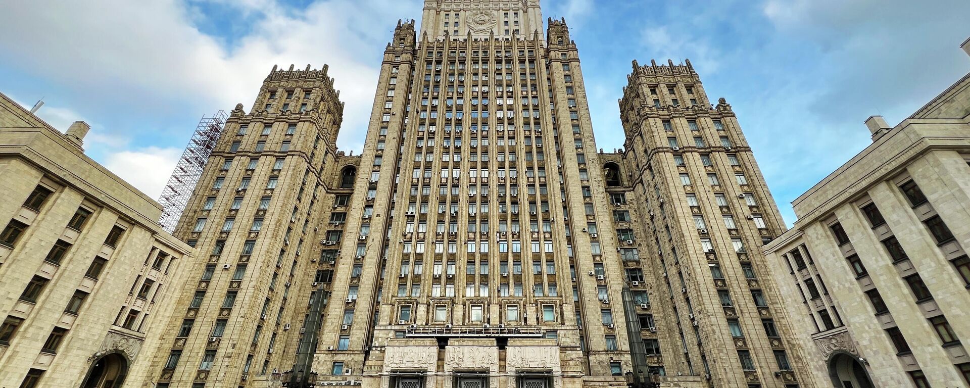 Здание Министерства иностранных дел РФ в Москве. - Sputnik Тоҷикистон, 1920, 27.05.2026