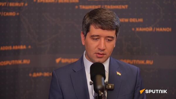 Таджикистан предложил создать единые механизмы по работе с НГСО-операторами - Sputnik Таджикистан