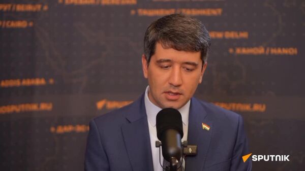 Тоҷикистон таъсиси Фонди мустақили интернетро дар Иттиҳоди минтақавии соҳаи алоқа пешниҳод кардааст - Sputnik Тоҷикистон