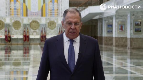 Европа ошибается, думая, что может диктовать России ультиматумы, заявил Сергей Лавров - Sputnik Таджикистан