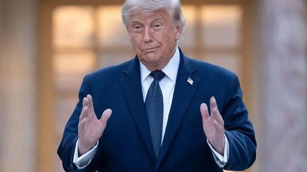 Иёлоти Муттаҳида дар фонди барқарорсозии Эрон ба маблағи 300 миллиард доллар иштирок нахоҳад кард - Sputnik Тоҷикистон