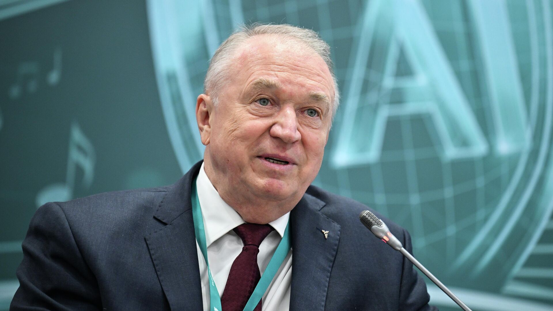 Сергей Катырин, президент Торгово-промышленной палаты РФ. Сергей Катырин, президент Торгово-промышленной палаты РФ. - Sputnik Таджикистан, 1920, 19.06.2026