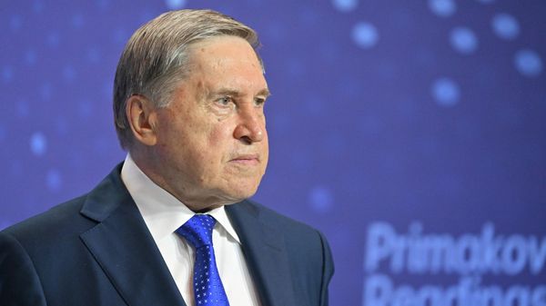 Помощник президента РФ Юрий Ушаков.  - Sputnik Тоҷикистон