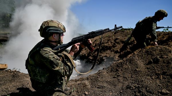 Боевая подготовка штурмовиков группировки войск Центр. - Sputnik Таджикистан