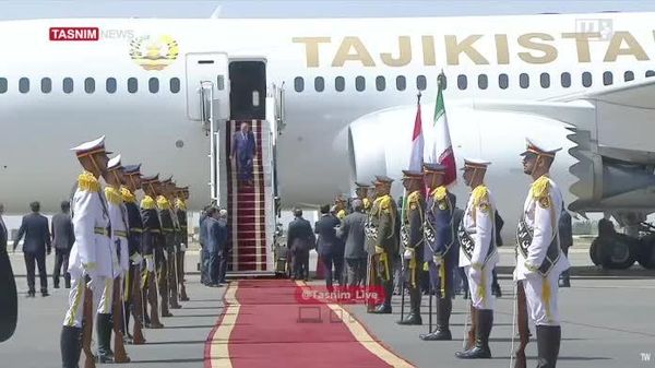 Эмомали Рахмон прибыл в Тегеран для участия в церемонии прощания с аятоллой Хаменеи - Sputnik Таджикистан