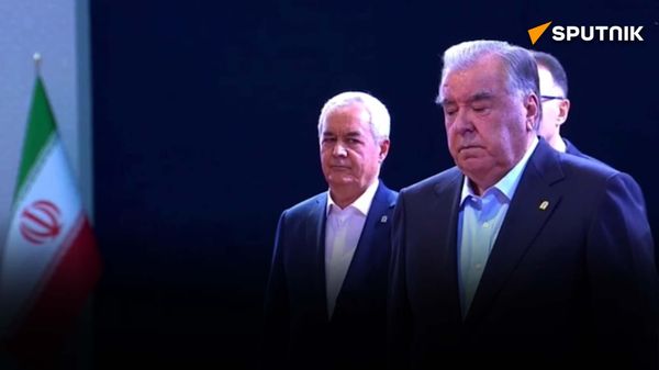 Эмомали Рахмон простился с Али Хаменеи. - Sputnik Таджикистан