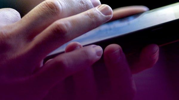 Средняя скорость мобильного интернета в Таджикистане выросла до 35,4 Мбит/с - Sputnik Таджикистан