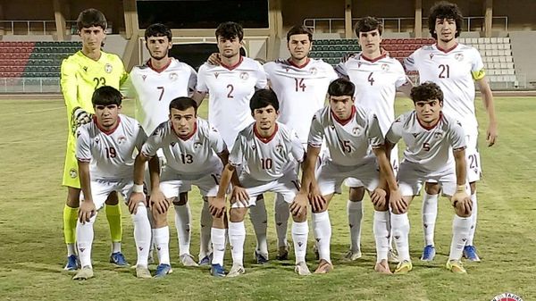 Молодежная сборная Таджикистана (U-20) завершила свой второй матч против Омана победой - Sputnik Таджикистан