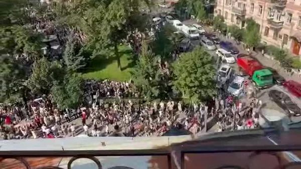 Это мятеж: скандал с увольнением министра обороны Украины выходит из-под контроля - Sputnik Таджикистан