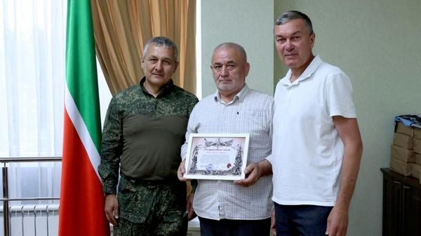 За помощь бойцам на СВО таджикская община Татарстана получила благодарность от батальона Тимер - Sputnik Таджикистан