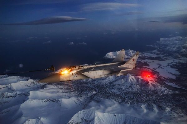 На Камчатке истребители МиГ-31 ТОФ отработали перехват крылатой ракеты условного противника - Sputnik Таджикистан