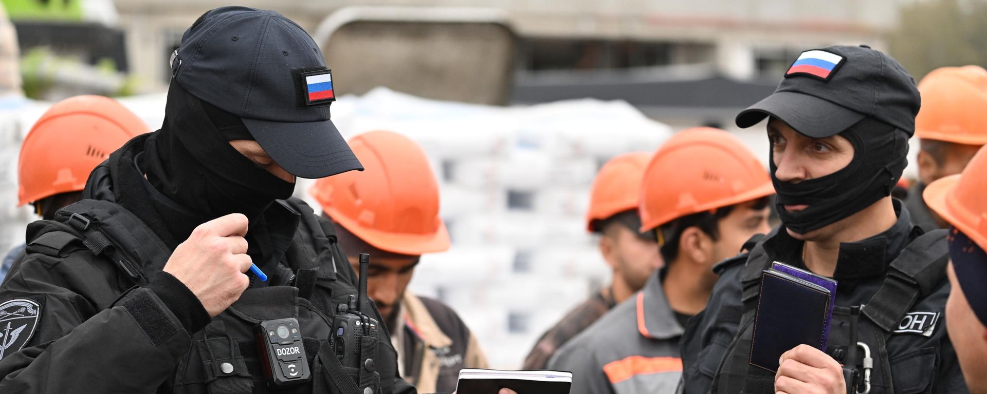 Рейд по выявлению нелегальных мигрантов в Москве. - Sputnik Таджикистан, 1920, 23.07.2026