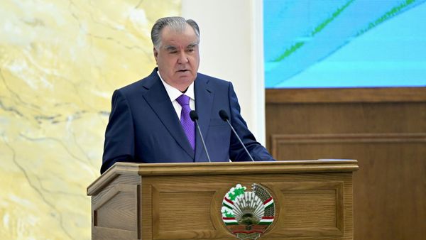 Президент Таджикистана Эмомали Рахмон. - Sputnik Таджикистан