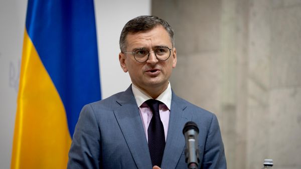 Министр иностранных дел Украины Дмитрий Кулеба выступает на пресс-конференции в Киеве, Украина, 21 мая 2024 года. - Sputnik Таджикистан