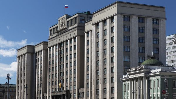 Здание Государственной Думы РФ на улице Охотный ряд в Москве.  - Sputnik Тоҷикистон
