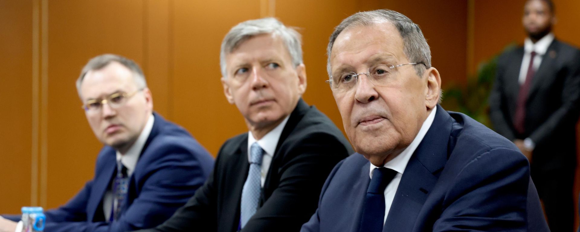 Глава МИД России Сергей Лавров во время встречи с госсекретарем США Марко Рубио на полях саммита АСЕАН в Маниле. - Sputnik Таджикистан, 1920, 24.07.2026