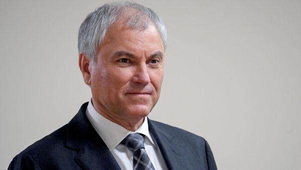 Председатель Государственной Думы РФ Вячеслав Володин перед пленарным заседанием Государственной Думы РФ. - Sputnik Таджикистан