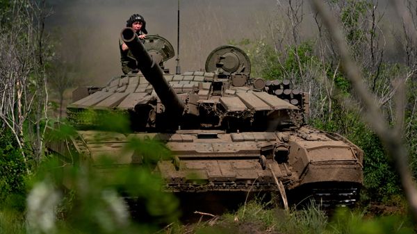 Боевая подготовка танкистов 25 армии группировки войск Запад. - Sputnik Таджикистан
