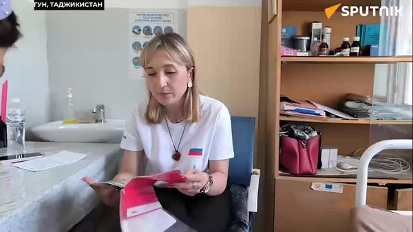 Миссия Добро: российские психологи, соцработники и физиотерапевты прибыли в Таджикистан - Sputnik Таджикистан
