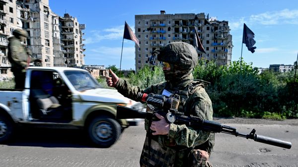 Боевое дежурство МОГ группировки войск Центр на Добропольском направлении СВО. - Sputnik Таджикистан