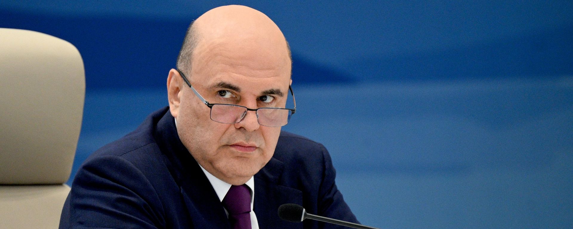 Председатель правительства РФ Михаил Мишустин на заседании Евразийского межправительственного совета в Чолпон-Ате. - Sputnik Таджикистан, 1920, 07.08.2026