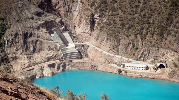 НБО Роғун Тоҷикистонро аз воридкунанда ба содиркунандаи барқ табдил хоҳад дод - Sputnik Тоҷикистон